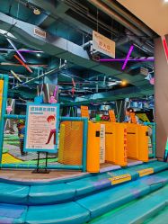 -反弹蹦床公园·亲子乐园·团建·派对(尚品奥莱店)