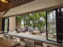 -J Create城市露营咖啡·简餐·宠物(上海动物园店)