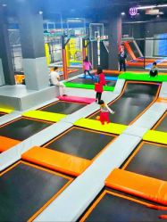 -蹦贝运动中心·蹦床·攀岩·闯关(龙岗店)