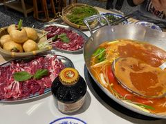 -王奋斗贵州酸汤牛肉火锅