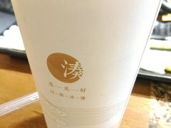 大红袍鲜奶盖-呷哺呷哺(宝山正大乐城店)