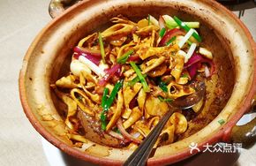 Stir-Fried Pork Intestines