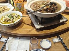 -头上红煨盐鸡·非遗院子餐厅