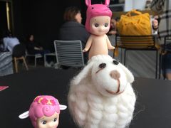 -UNI UNI(环亚凯瑟琳店)