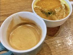 免费美式咖啡-HELLO 27 意面·沙拉·帕尼尼