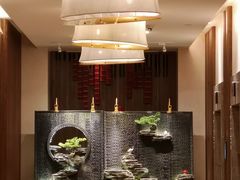 -广州中心皇冠假日酒店·百粤楼