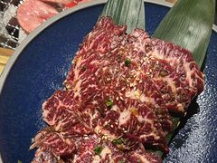 -山川小町·极番烧肉(新地假日广场店)