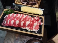 -湊湊火锅·茶憩(新中关购物中心店)