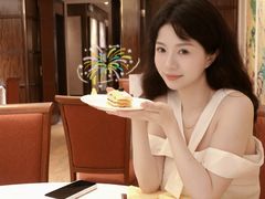 芝士蓝莓拿破仑-利苑酒家(宜安广场店)