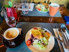 -YUE·6·西式融合餐厅(外滩六号店)