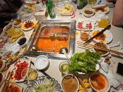 -海底捞火锅鲜切牛肉主题店(长寿路店)