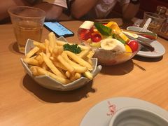 -Lia Cafe Bar Restaurant松山咖啡屋