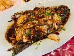 -侬佳蒸菜馆(听潮店)