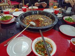 -烧哥美蛙肥肠鱼火锅·十五年社区店