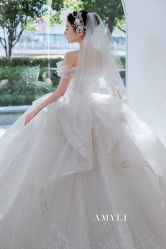-艾米丽婚纱礼服