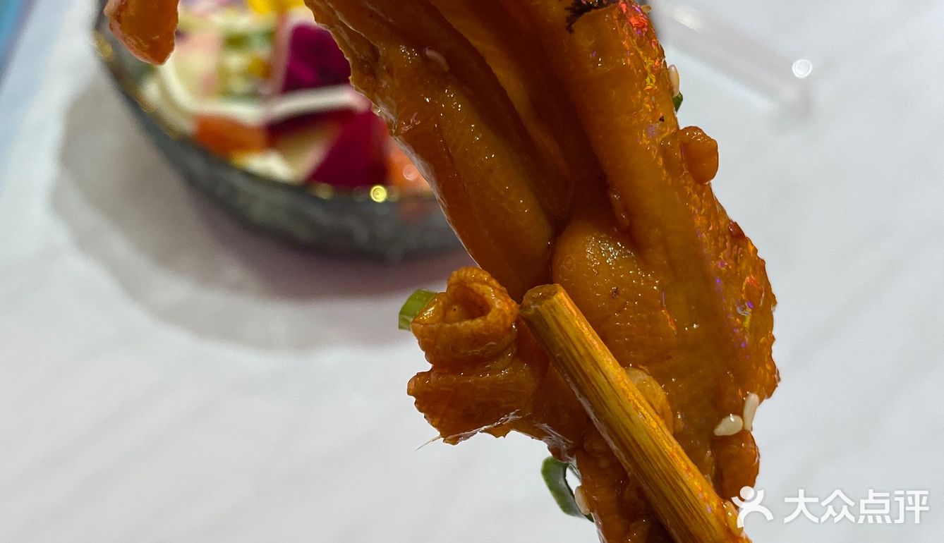 本来想点份「鲜椒麻麻鸡」