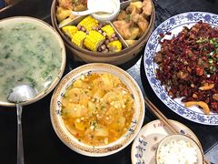 -黄桷树曹家私房菜(江与城店)