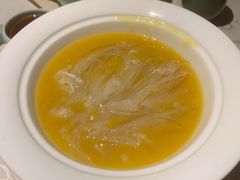 蟹粉大排翅-成隆行·蟹王府(九江路店)