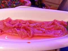 8s鸭肠-热火朝天鲜切牛肉火锅(南强街巷店)