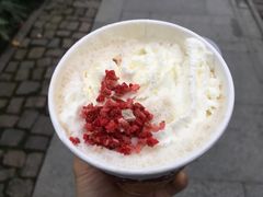 英式小红莓蛋糕拿铁-COSTA COFFEE(西湖天地店)