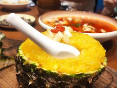 -老滇山寨•云南特色菜•地方菜•民族风情歌舞表演(金碧店)