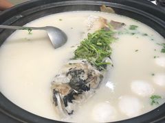 -香山湖家家宴(中山陵店)