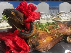 -吐哈石油大厦六鼎毡房民族特色餐厅