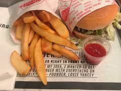 -FATBURGER 特富客汉堡(外交公寓店)