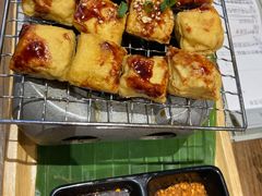 烘烤建水豆腐-雀舞云南菜(乐客城店)