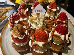 草莓忌廉华夫饼-BE BRIGHT KITCHEN(正佳广场店)
