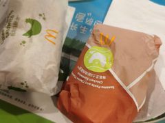 -麦当劳(银泰城店)