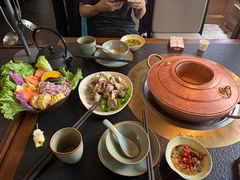 -菌自由丨野生菌火锅特色庭院餐厅(丽江古城店)