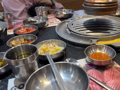 -GOGIYA·咕叽吖韩国传统烤肉店(东方新天地店)
