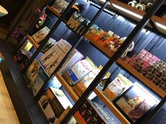 -八公叔叔宠物美容连锁(春申店)