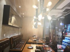 -白玉串城(南六中路店)