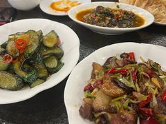 -湘肠香火锅店(团结湖店)