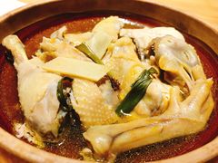 花雕酒蒸东山土鸡-鱼食饭稻·苏浙土菜17年老馆子(平江路店)