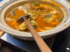 -魏铭鱼头捞饭(晋阳路店)