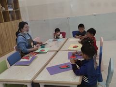 -KidsHome毅英宝贝家早教托育中心