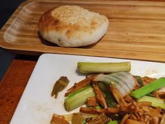 -黑鸡小馆(金源店)