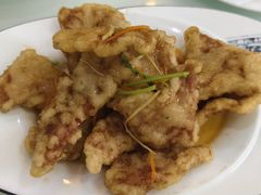 -老码头黑皮肘子锅包肉熏酱水饺(文政街店)