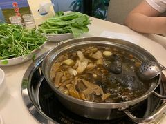 -太婆天府山珍酒楼(亚运村店)
