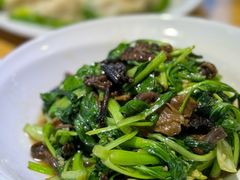 -关东小磨东北菜(上海长风大悦城店)