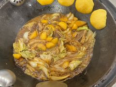 -粘豆包柴火铁锅炖