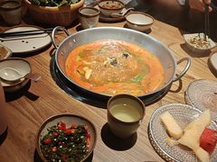 -老凯俚酸汤鱼(鸿通城店)