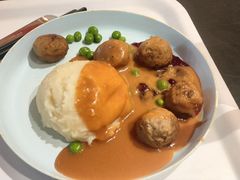 -宜家家居(四元桥商场店)