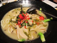 酸汤杂菌-花家怡园