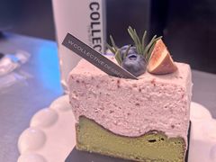 -W COLLECTIVE  DESSERT SHOP