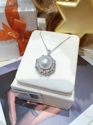 -GiO挚澳珠宝(侨福芳草地店)