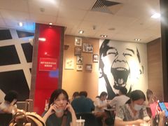 -麦当劳(汉口火车站候车室店)